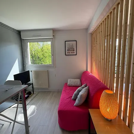 Vauban T1 Calme Avec Parking Privatif Appartement